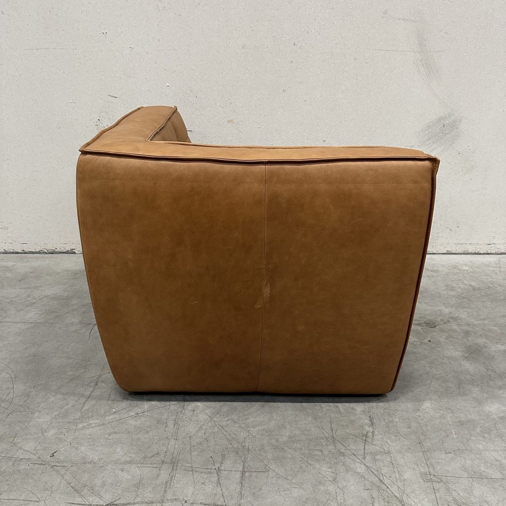 N701 sofa