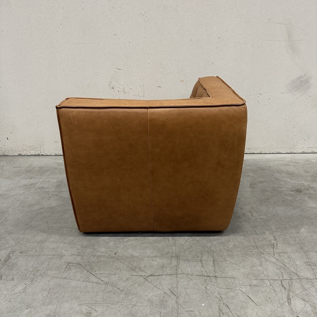 N701 sofa