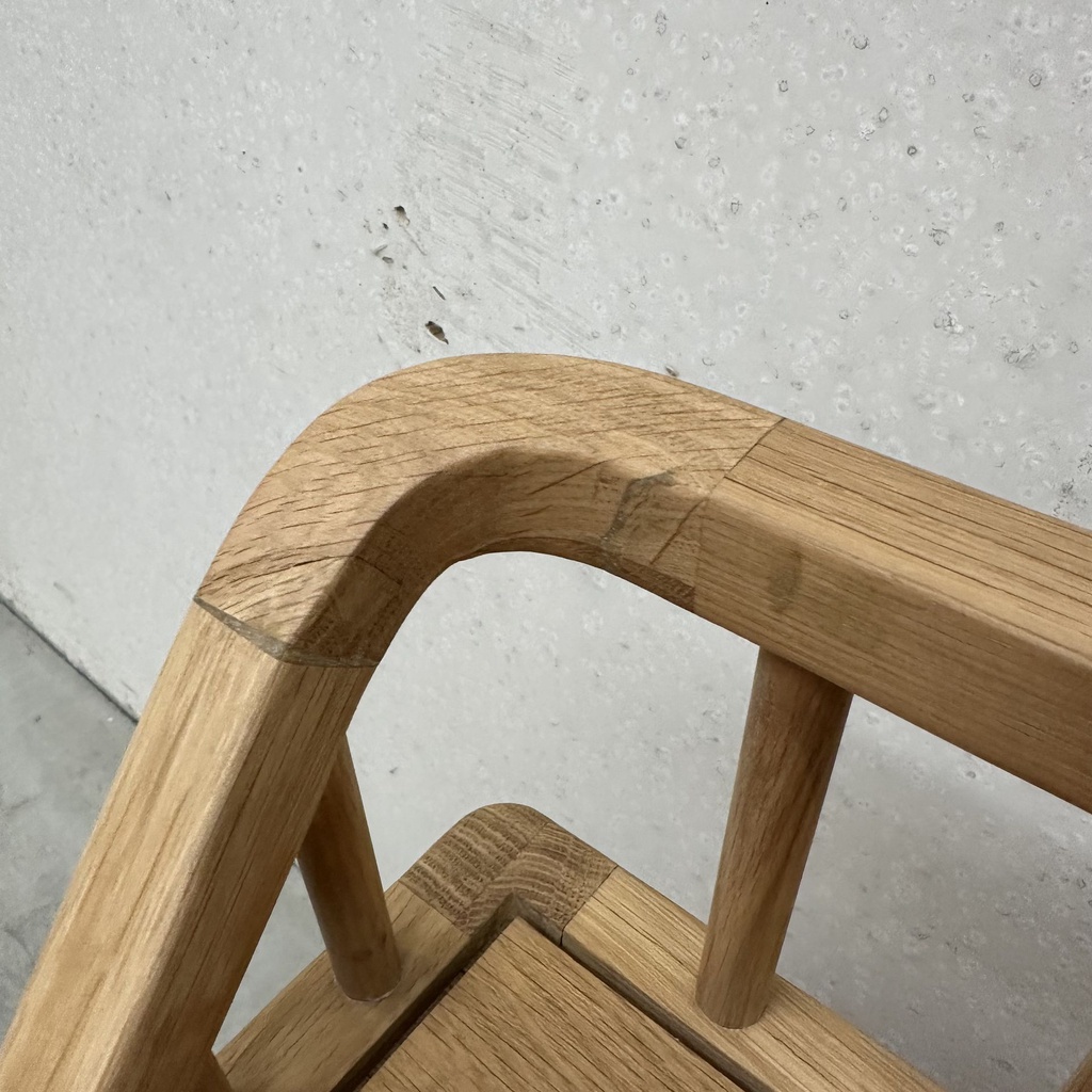 Spindle bench