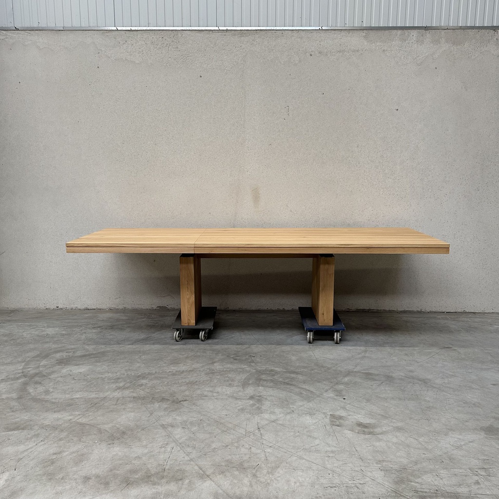 Double extendable dining table