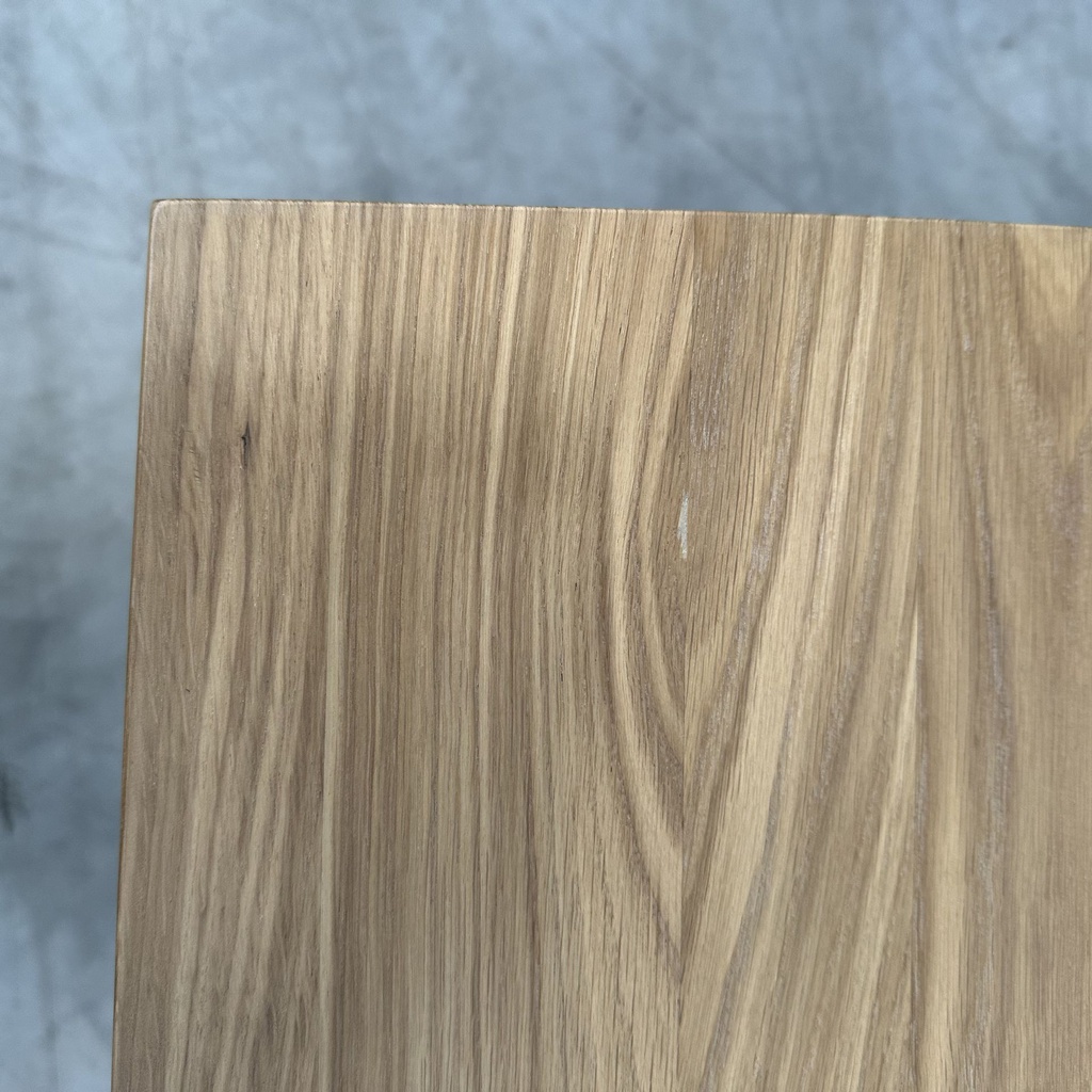Mikado dining table