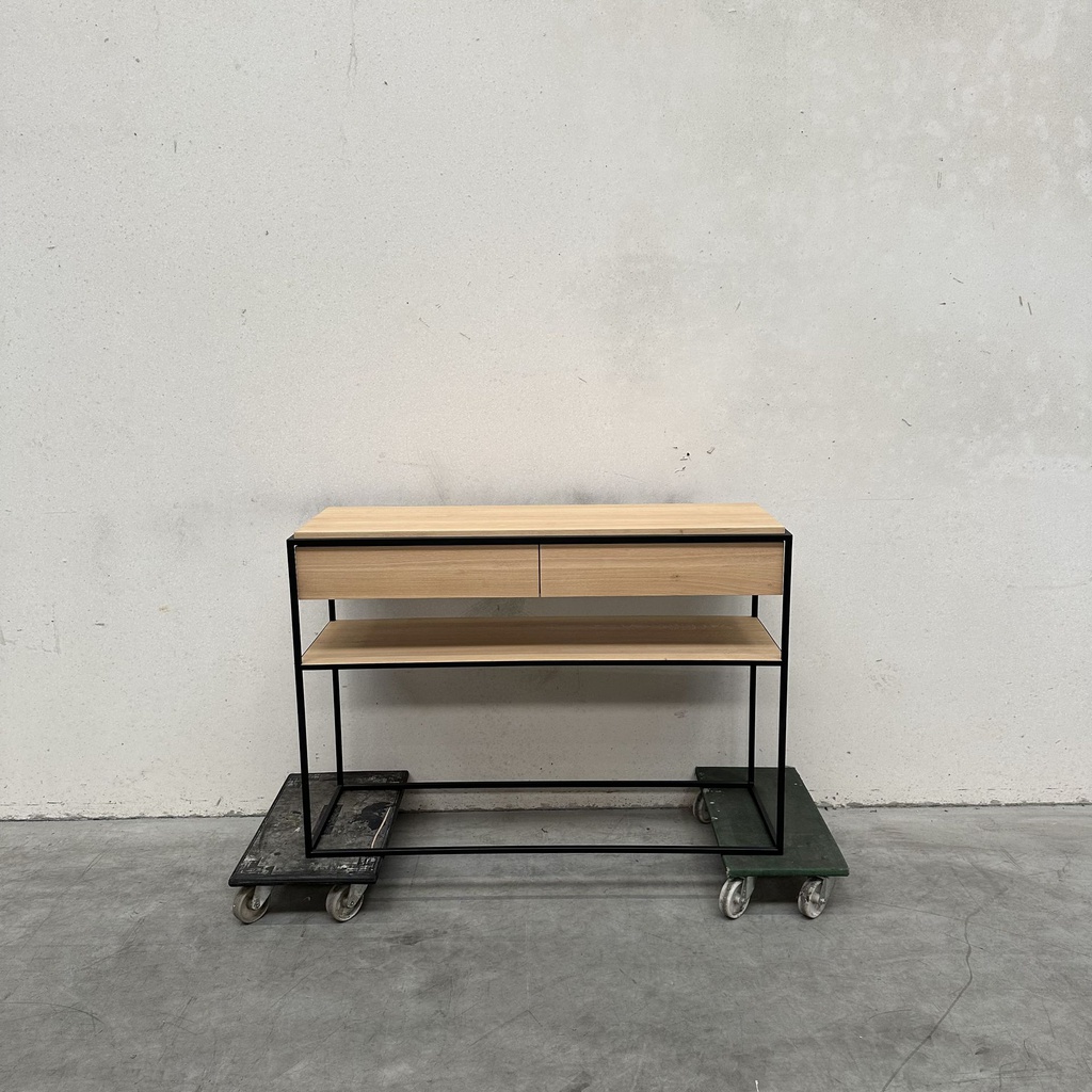 Monolit console