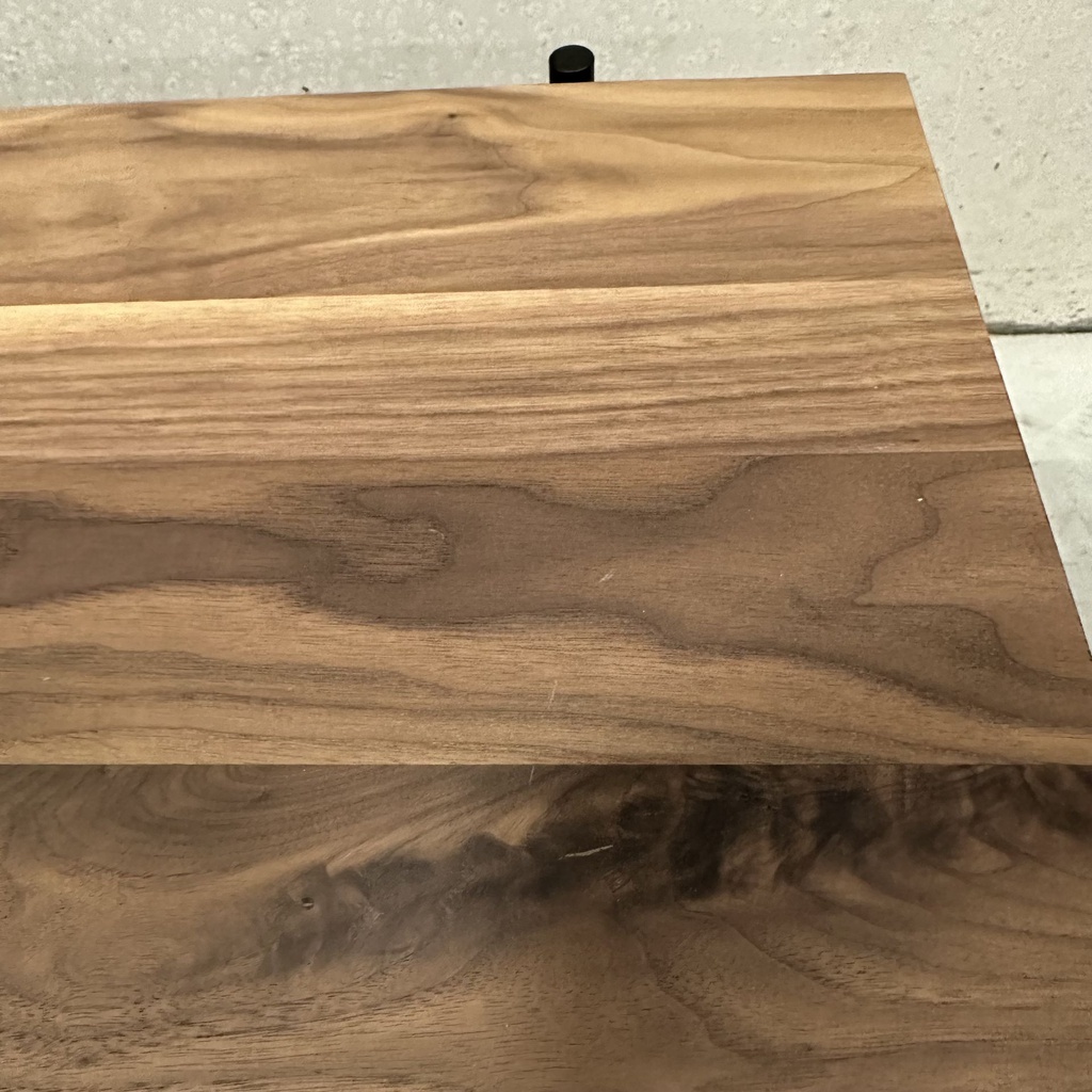 Rise coffee table
