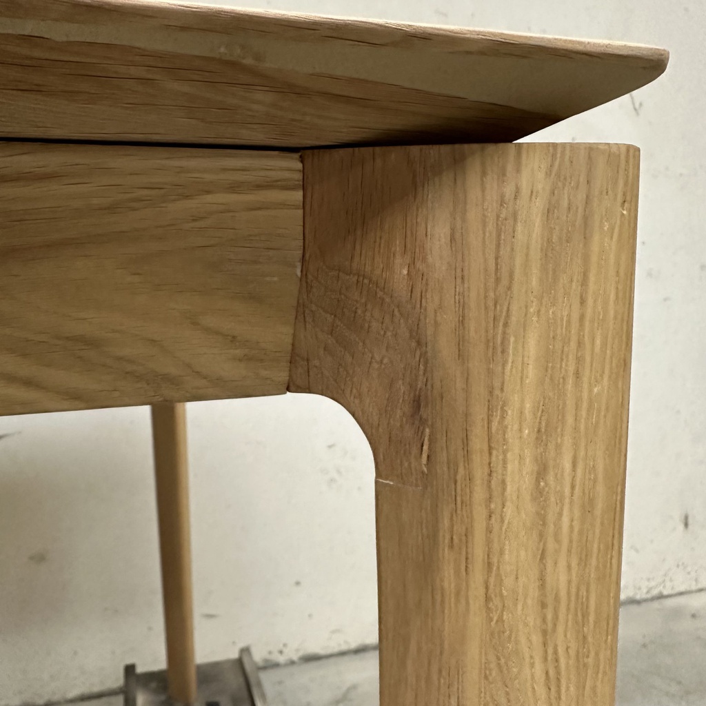Bok dining table