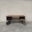 Oscar desk