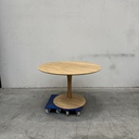 Torsion dining table