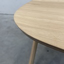 Eye dining chair