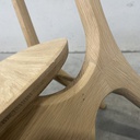 Eye dining chair