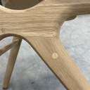 Eye dining chair