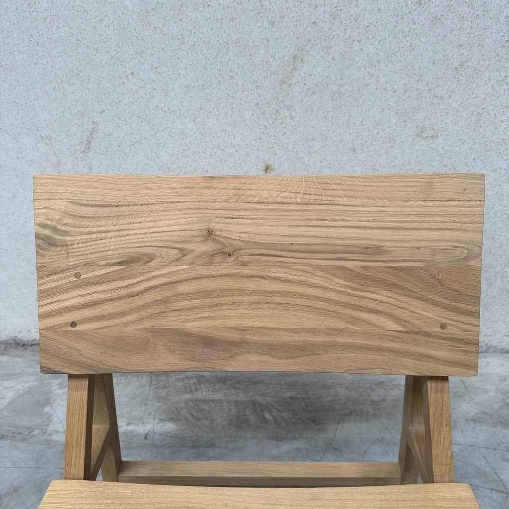 N2 lounge chair