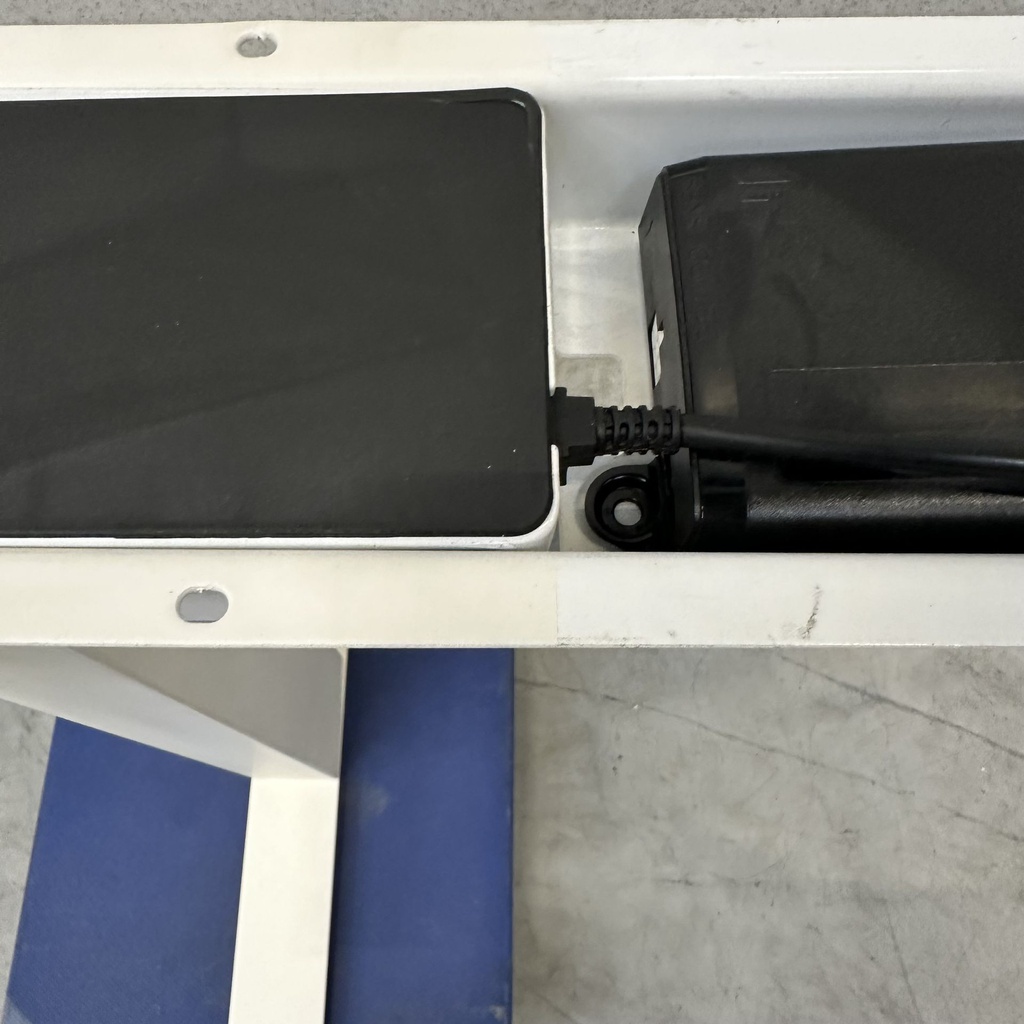 Bok adjustable desk base