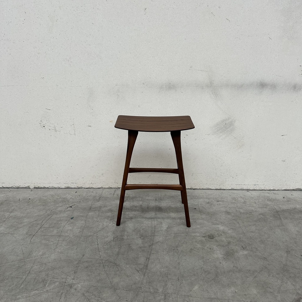 Osso bar stool