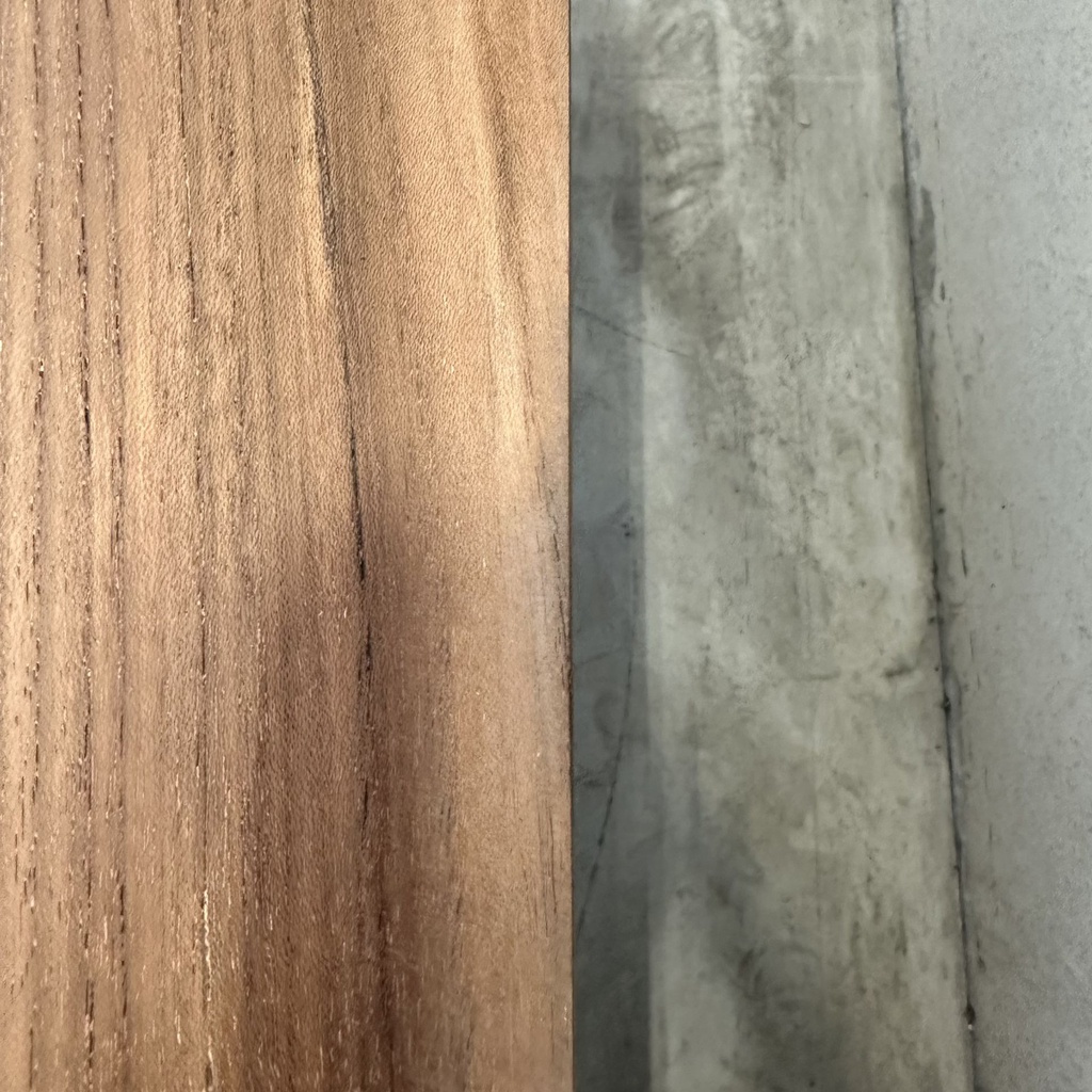 Bok extendable dining table