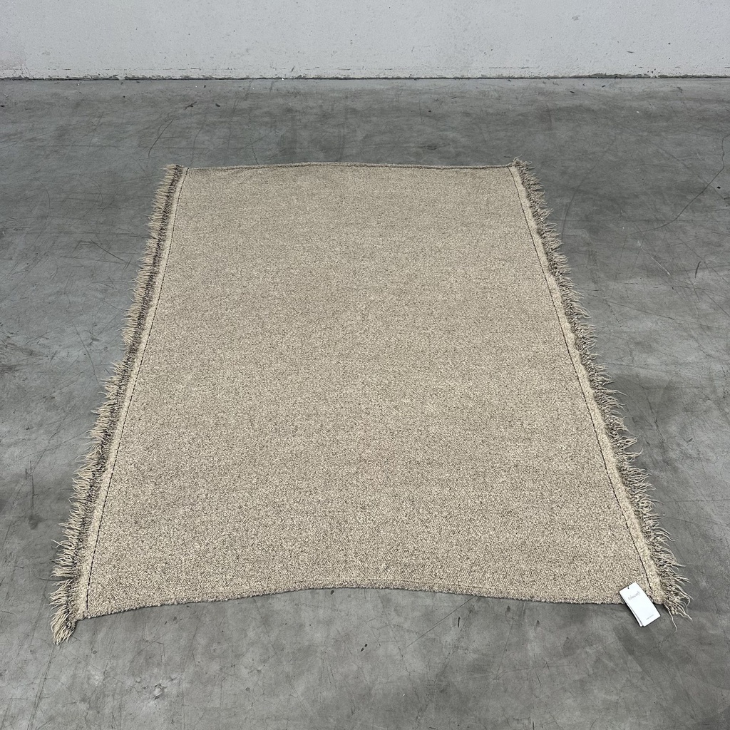 Oat Alpone throw