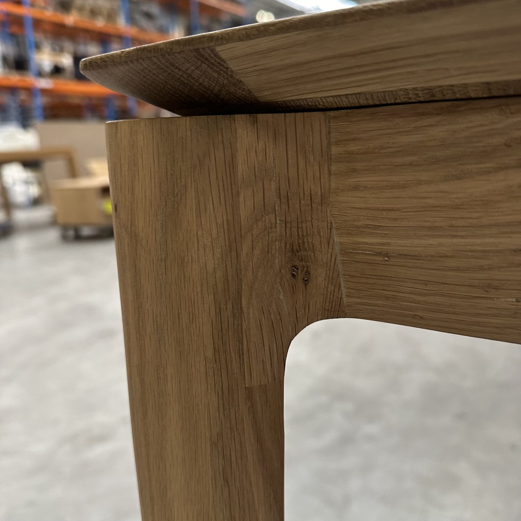Bok extendable dining table