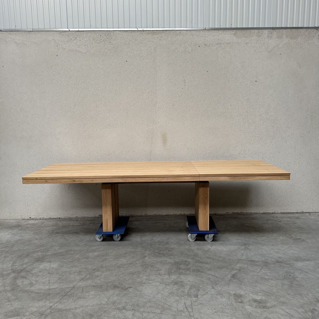 Double extendable dining table