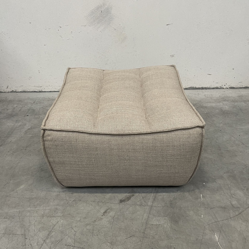 N701 footstool