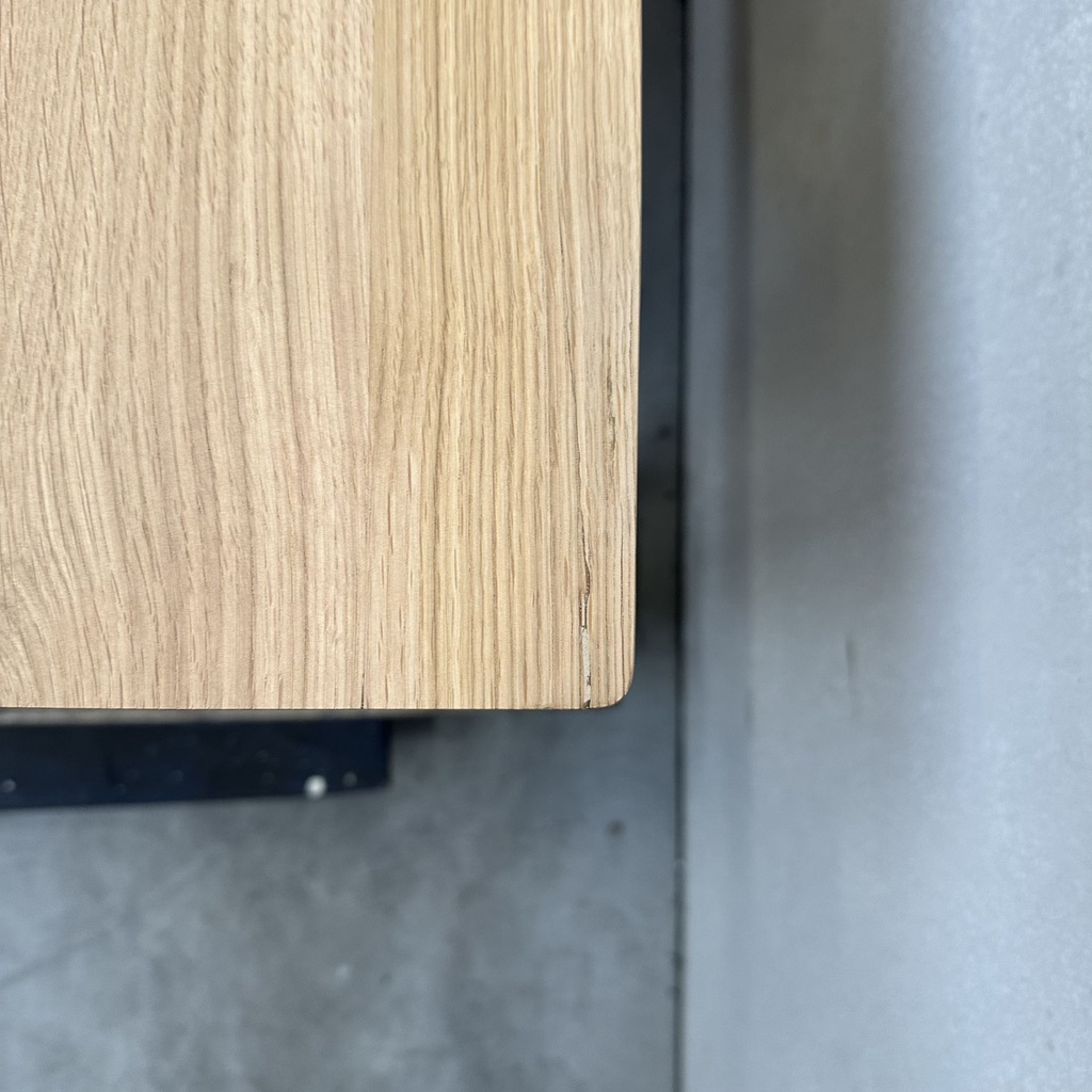 Bok dining table