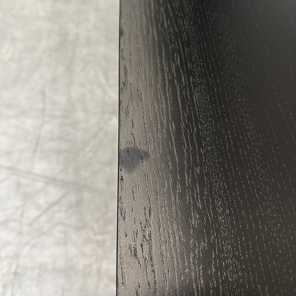 U desk
