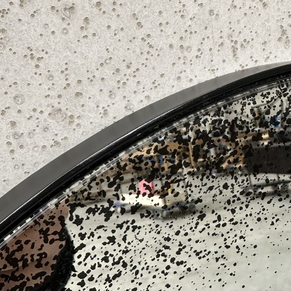 Gate wall mirror
