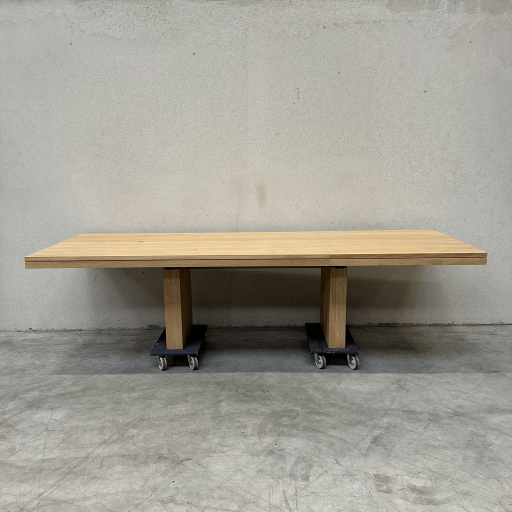 Double extendable dining table