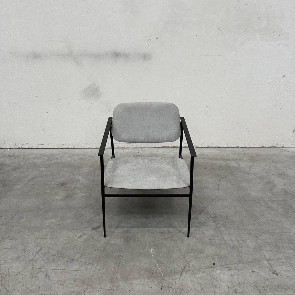 DC lounge chair