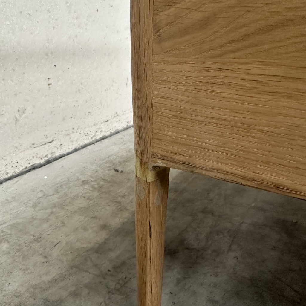 Spindle bedside table
