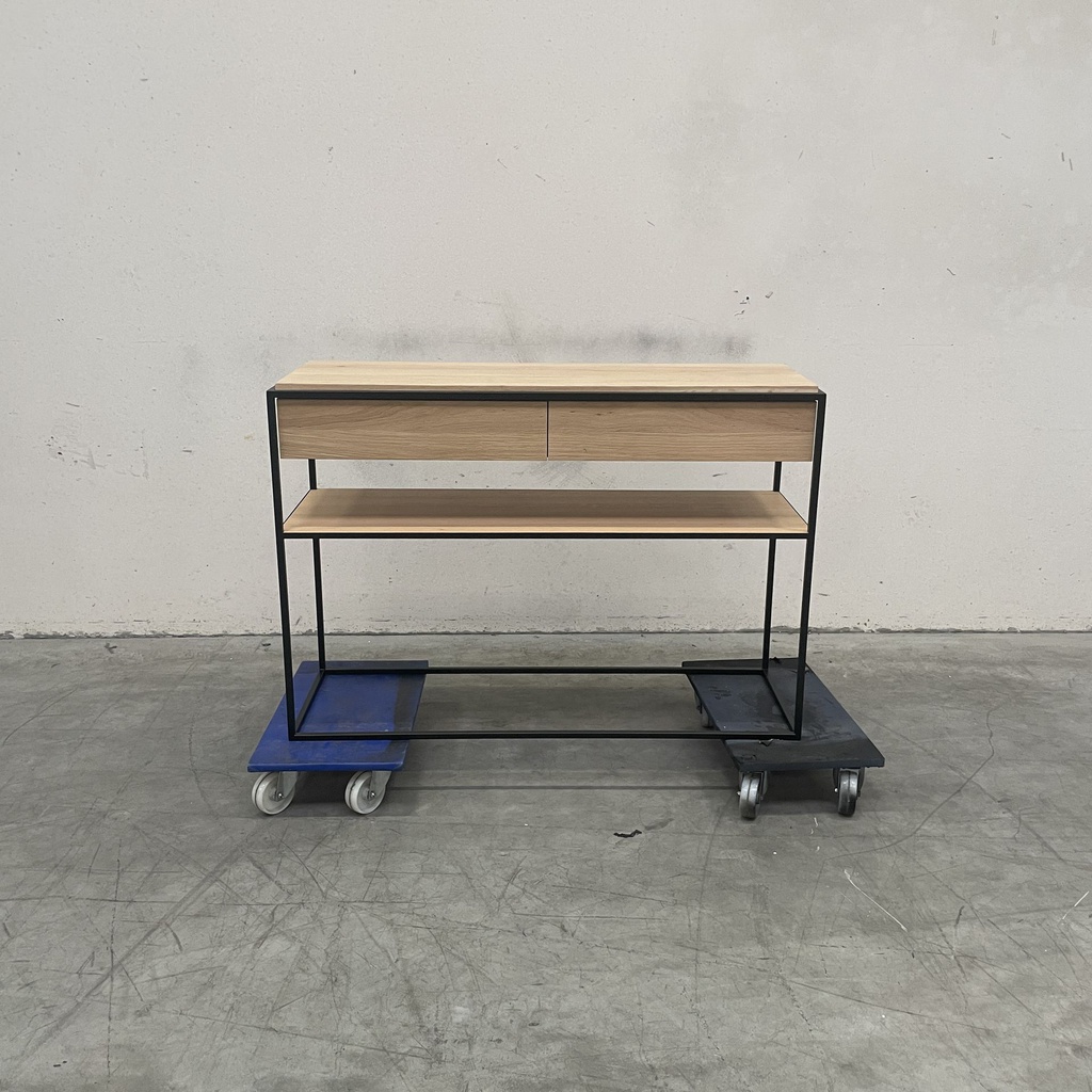 Monolit console