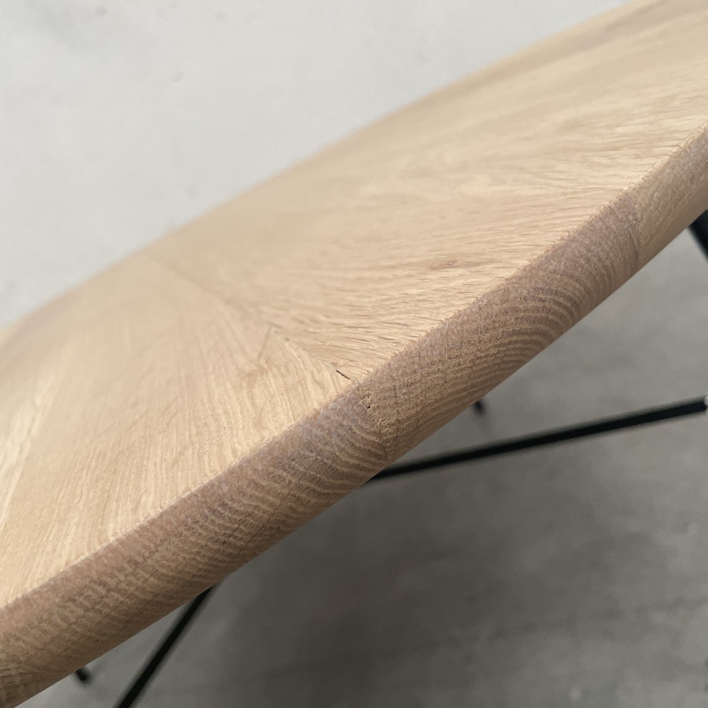 Disc coffee table