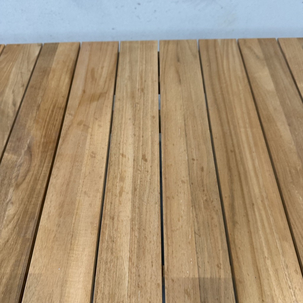 Bok outdoor dining table