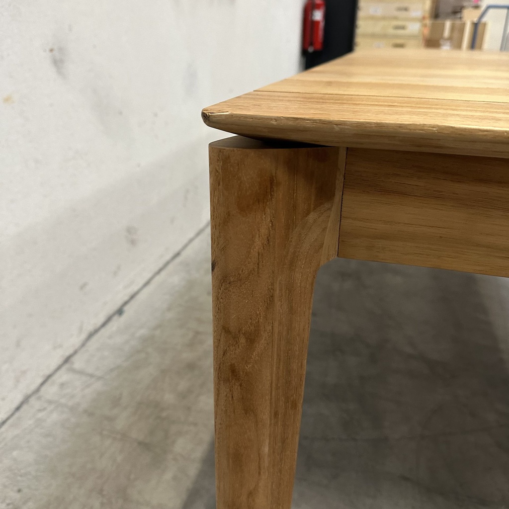 Bok outdoor dining table