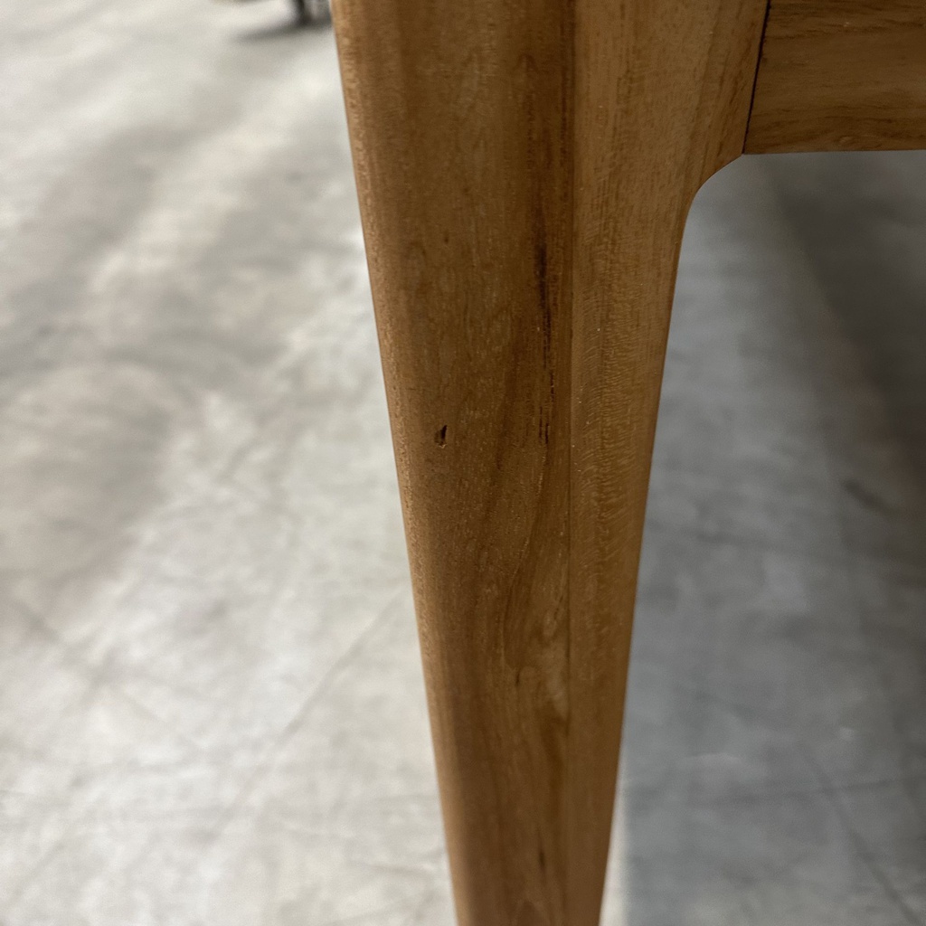 Bok outdoor dining table