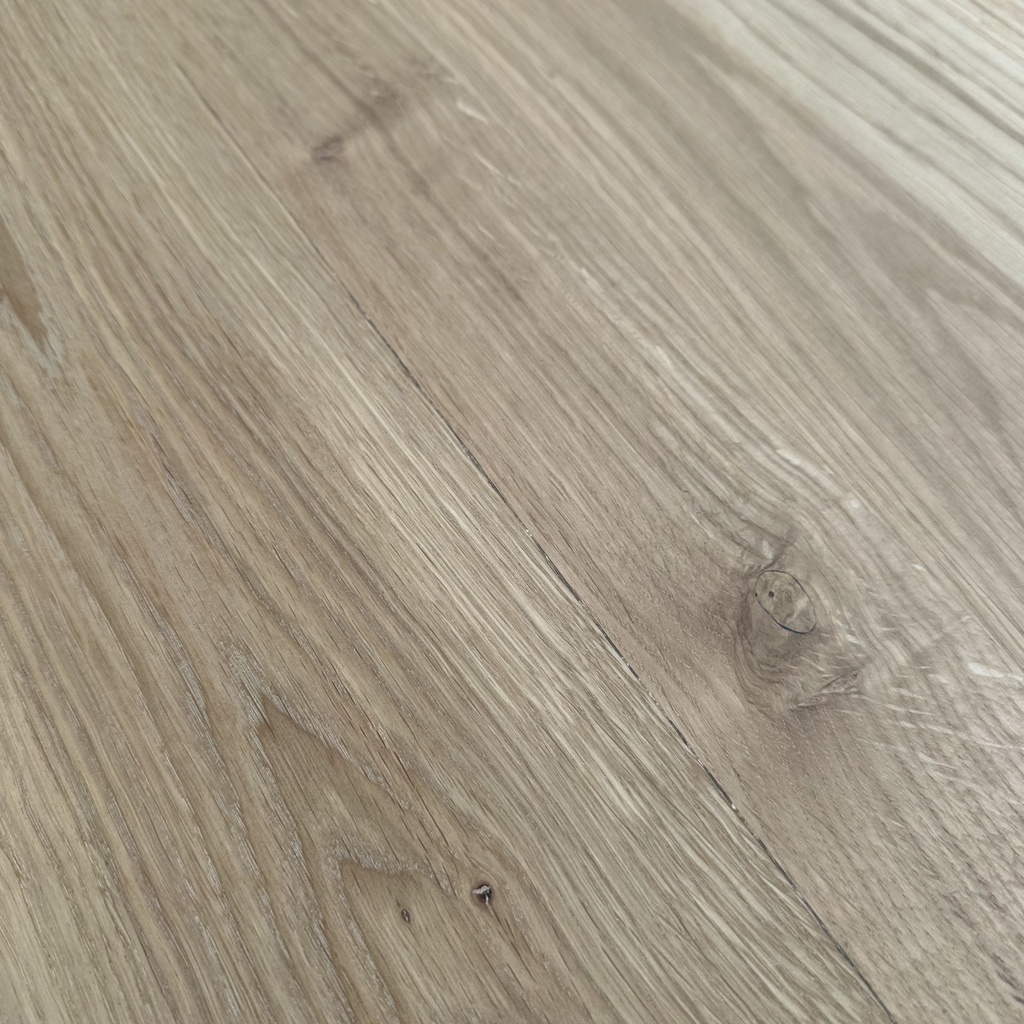 Bok dining table
