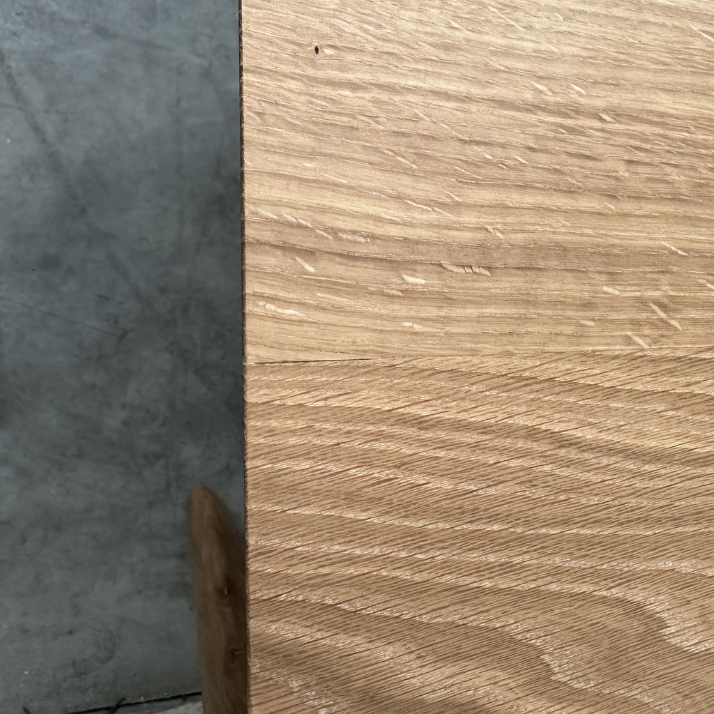 Bok dining table