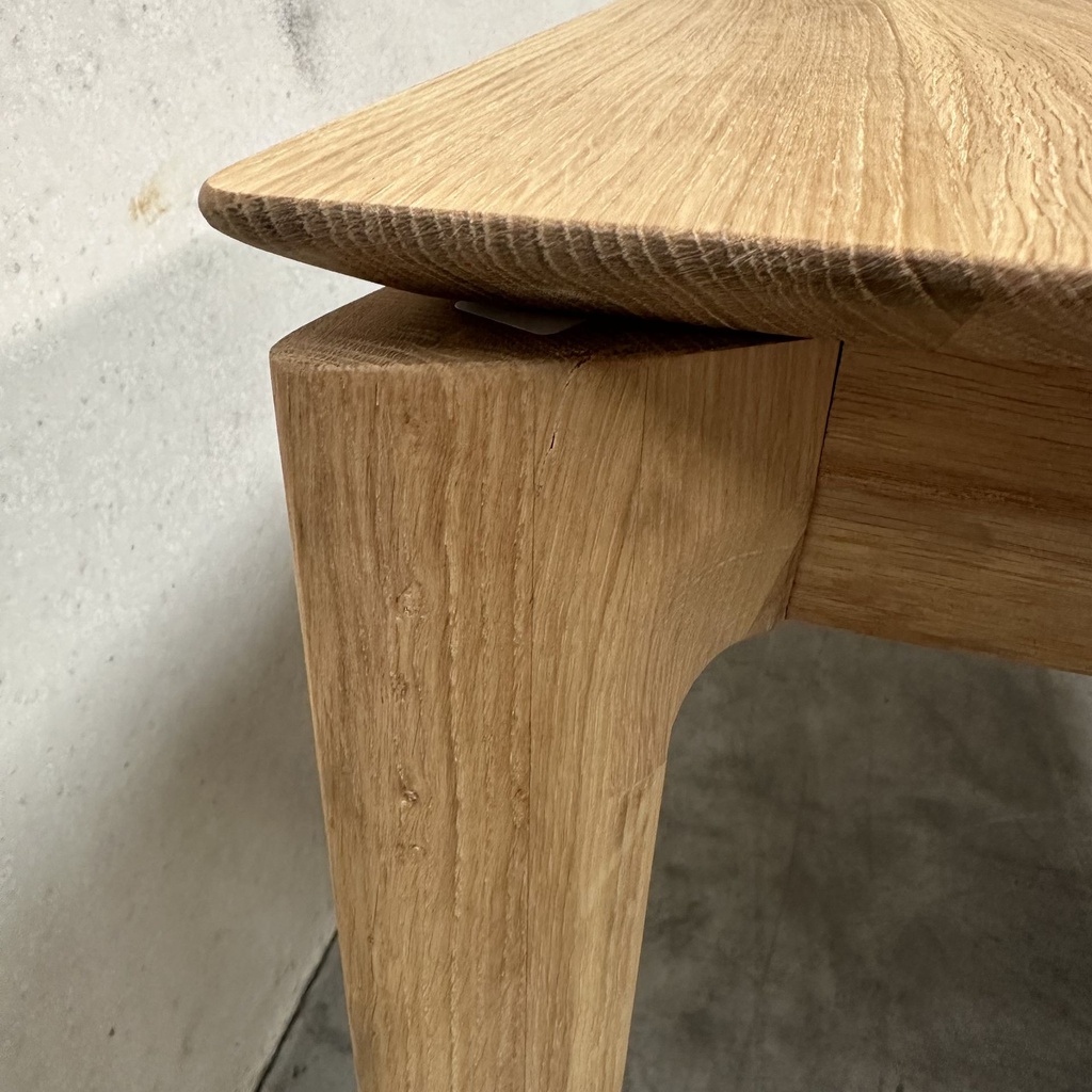 Bok dining table