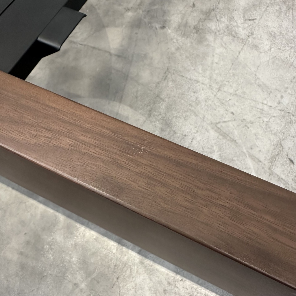 Walnut Spindle bed