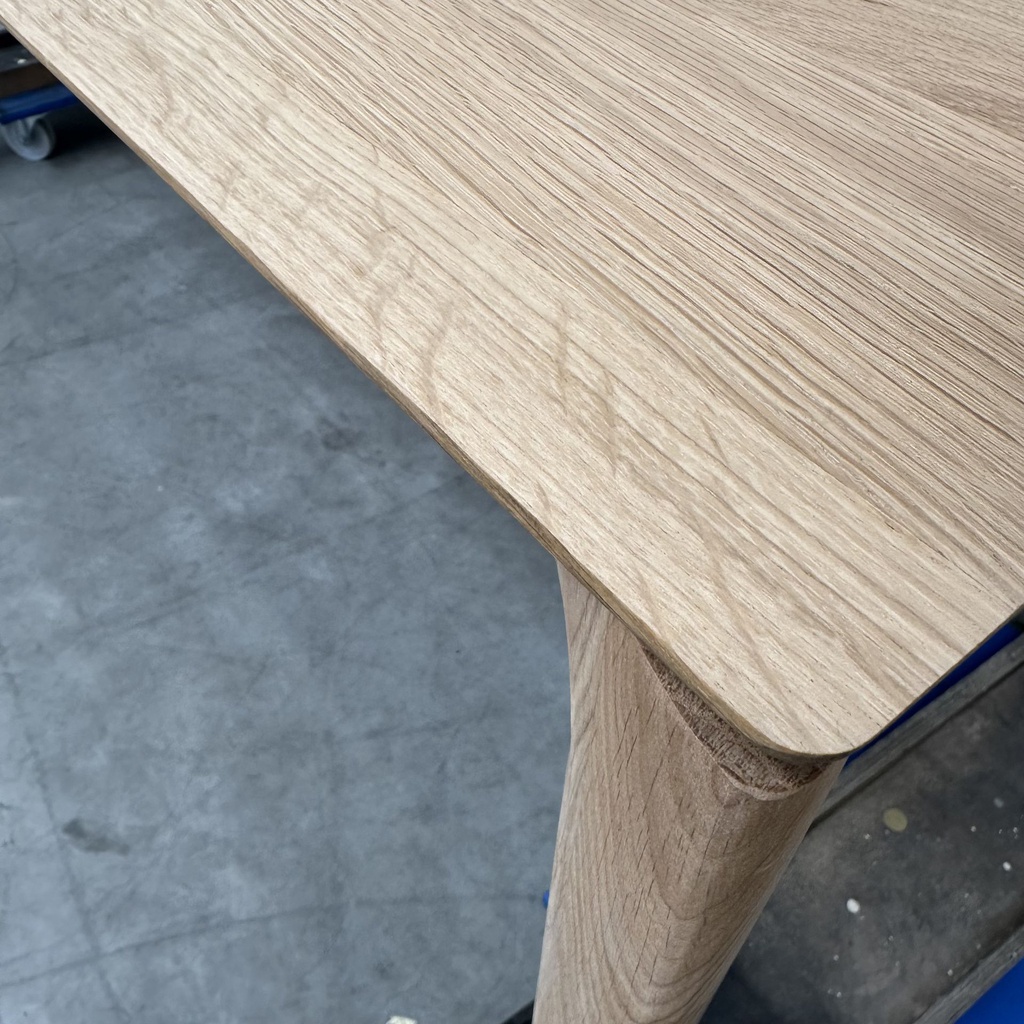 Bok dining table