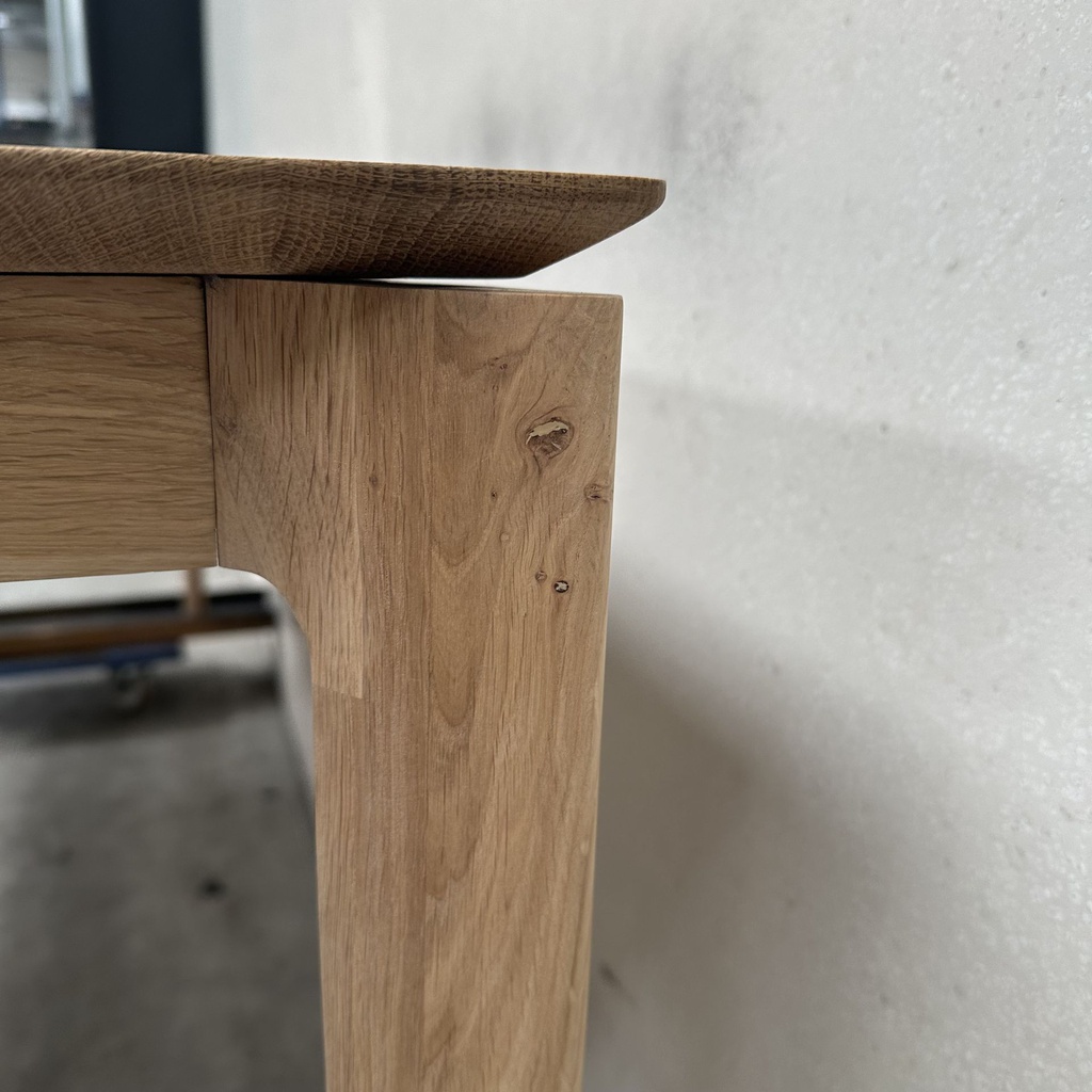 Bok dining table
