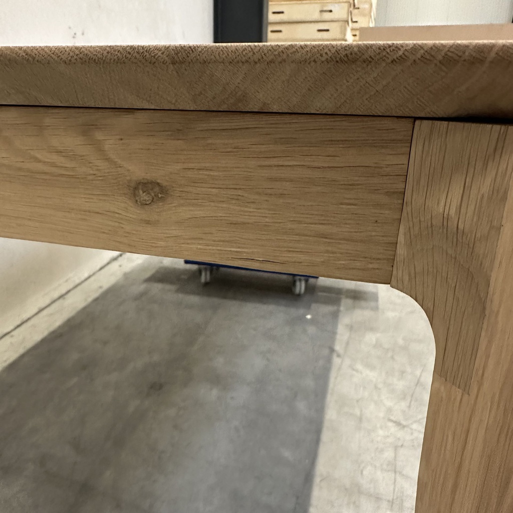 Bok dining table