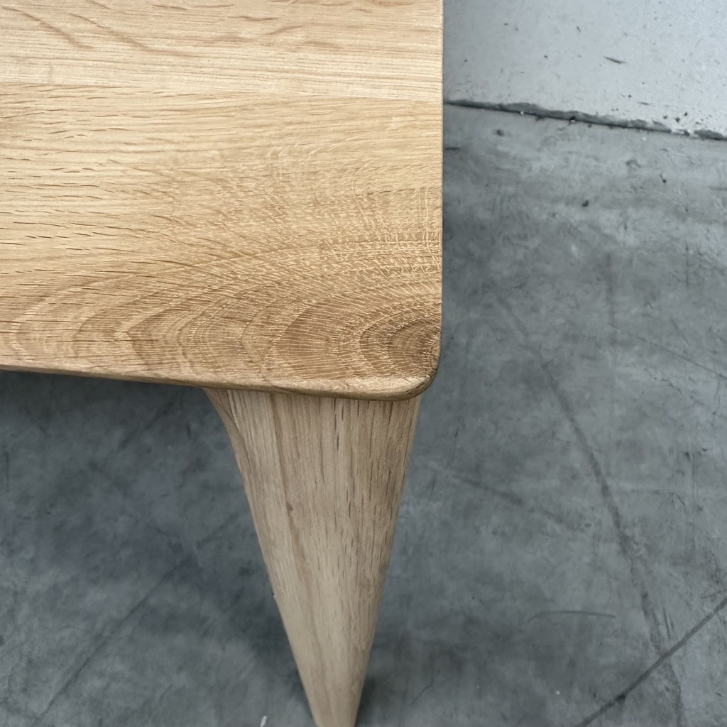 Bok dining table