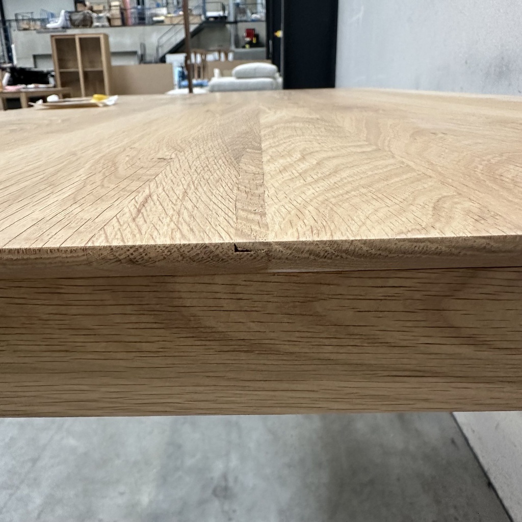 Bok dining table