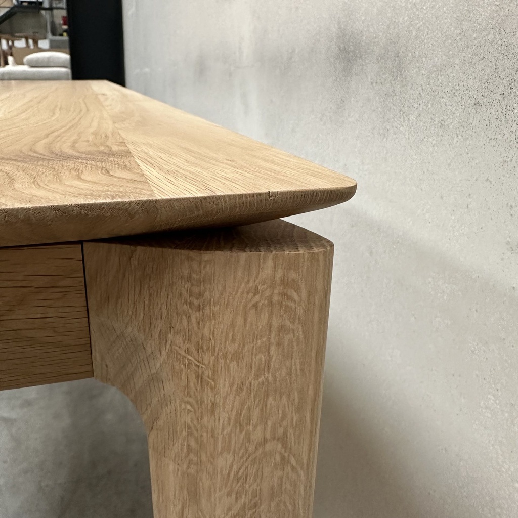 Bok dining table