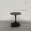 Torsion dining table