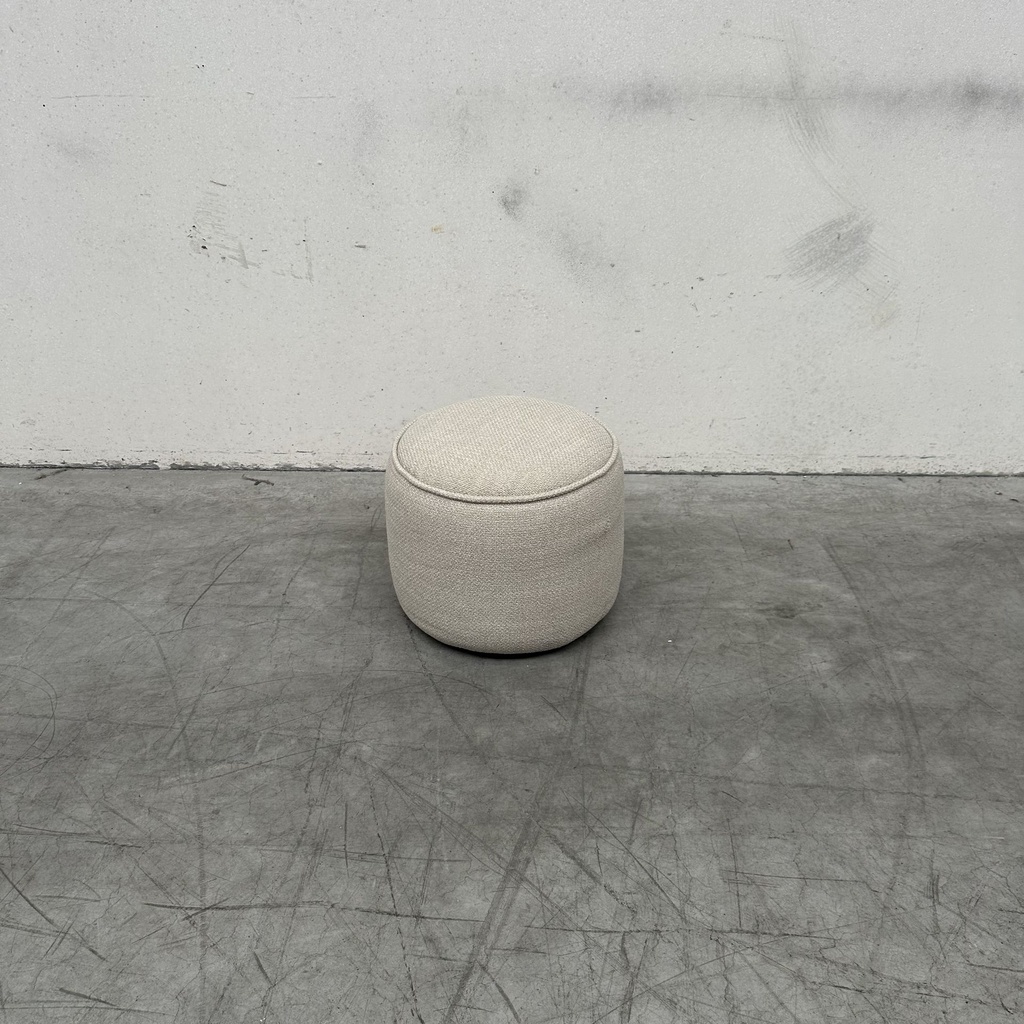 Donut outdoor pouf