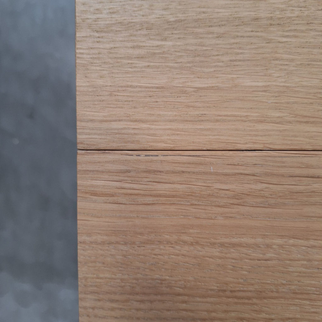 Bok extendable dining table