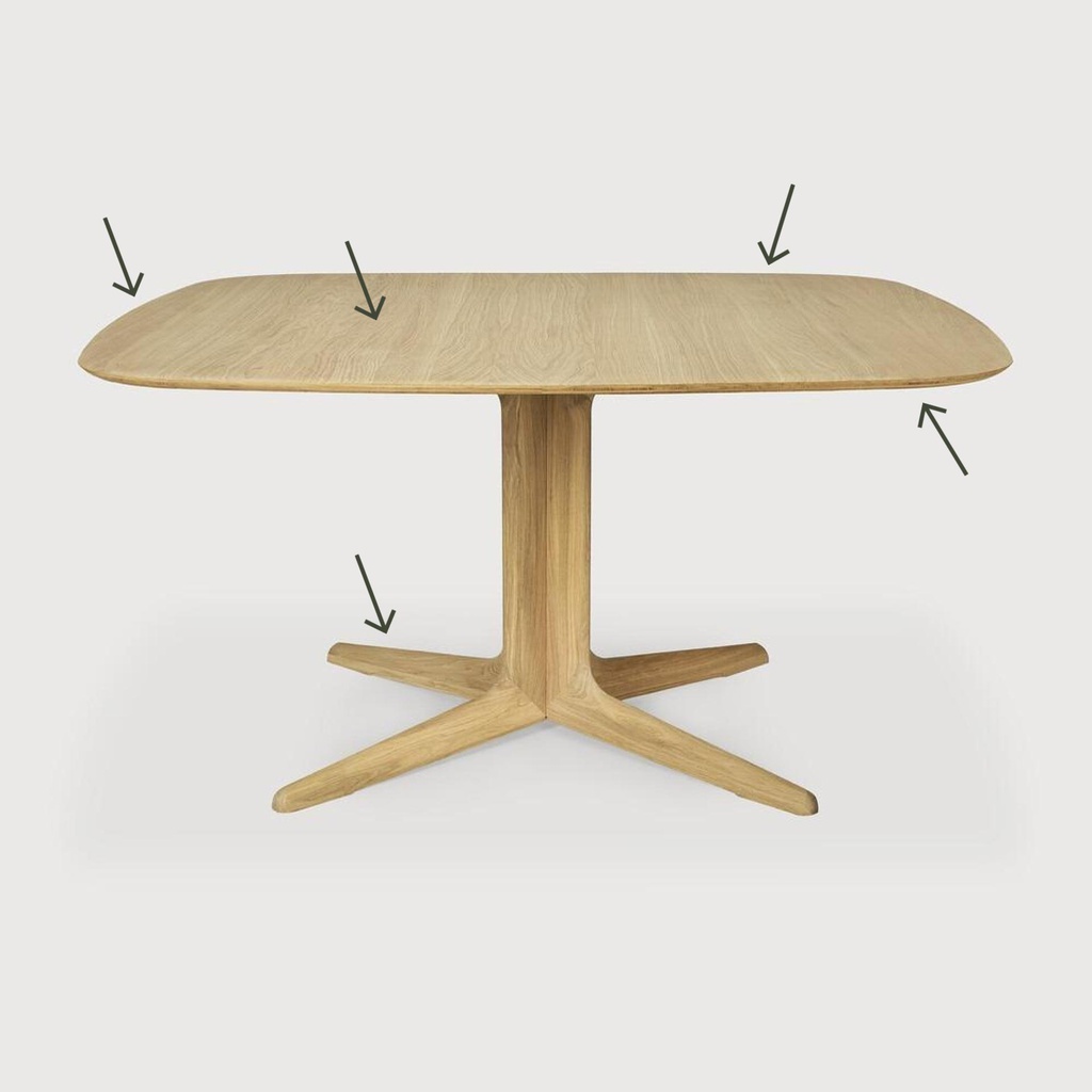 Corto dining table
