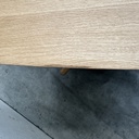 Corto dining table