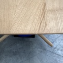 Corto dining table
