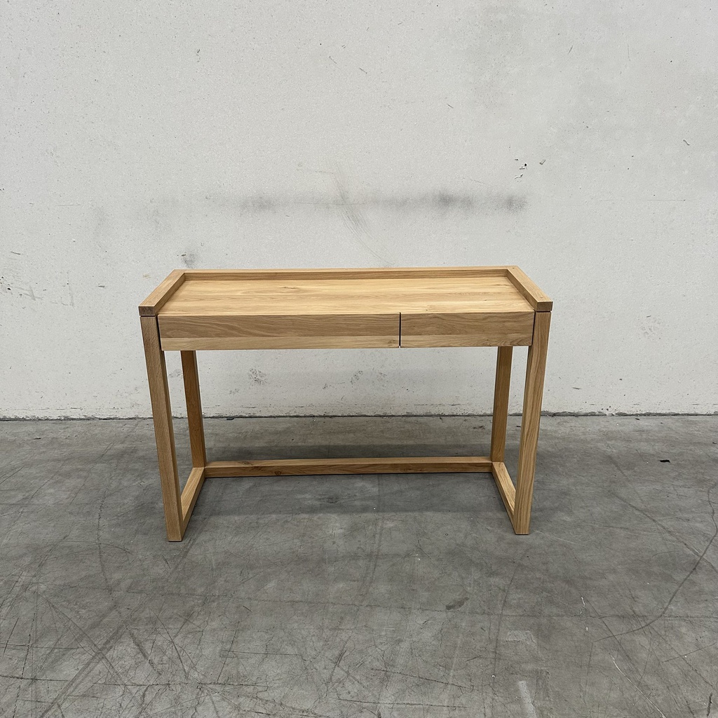 Frame desk
