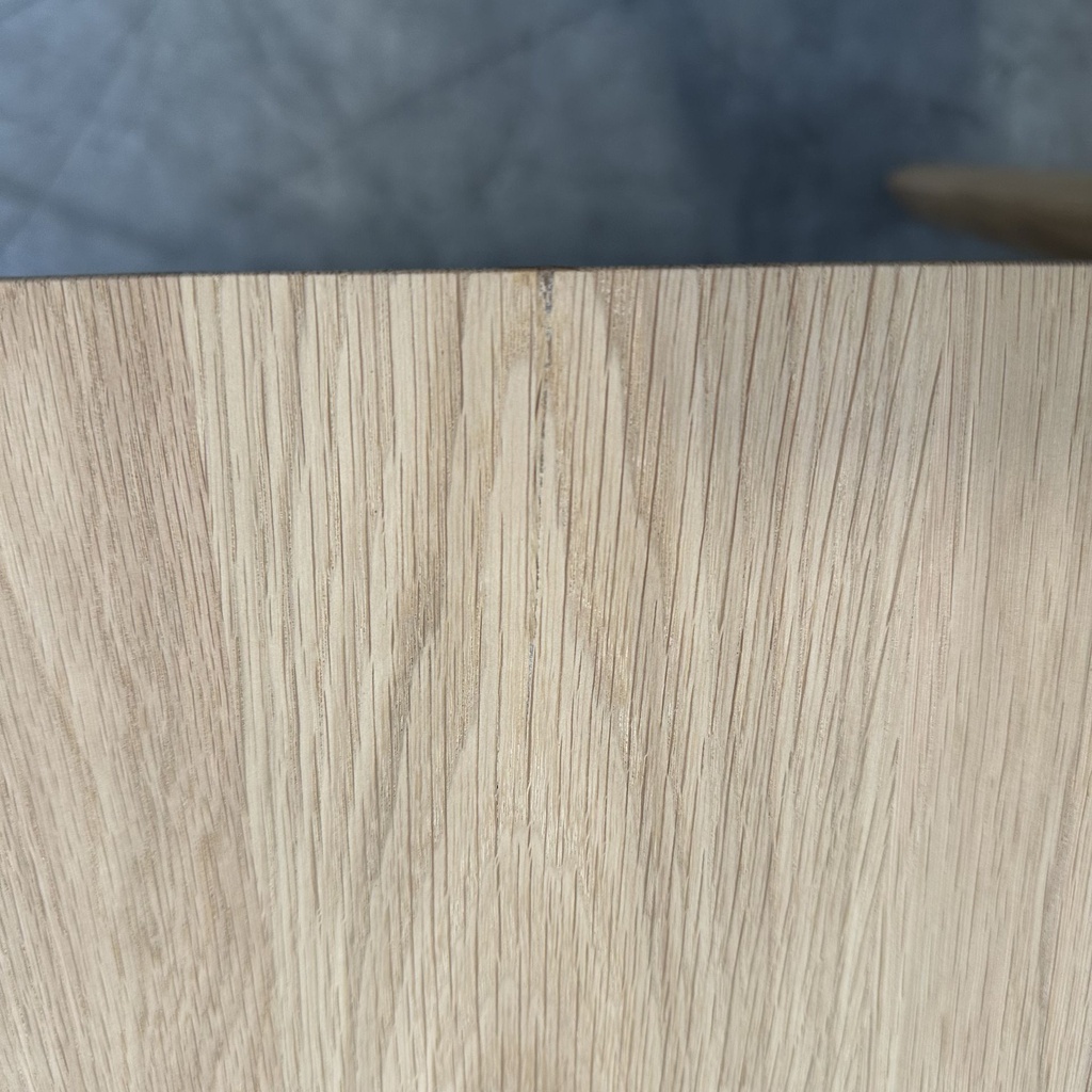 Bok dining table